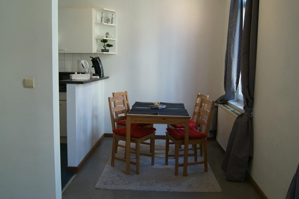 Appartement Impasse Pitchoune Брюссель Номер фото